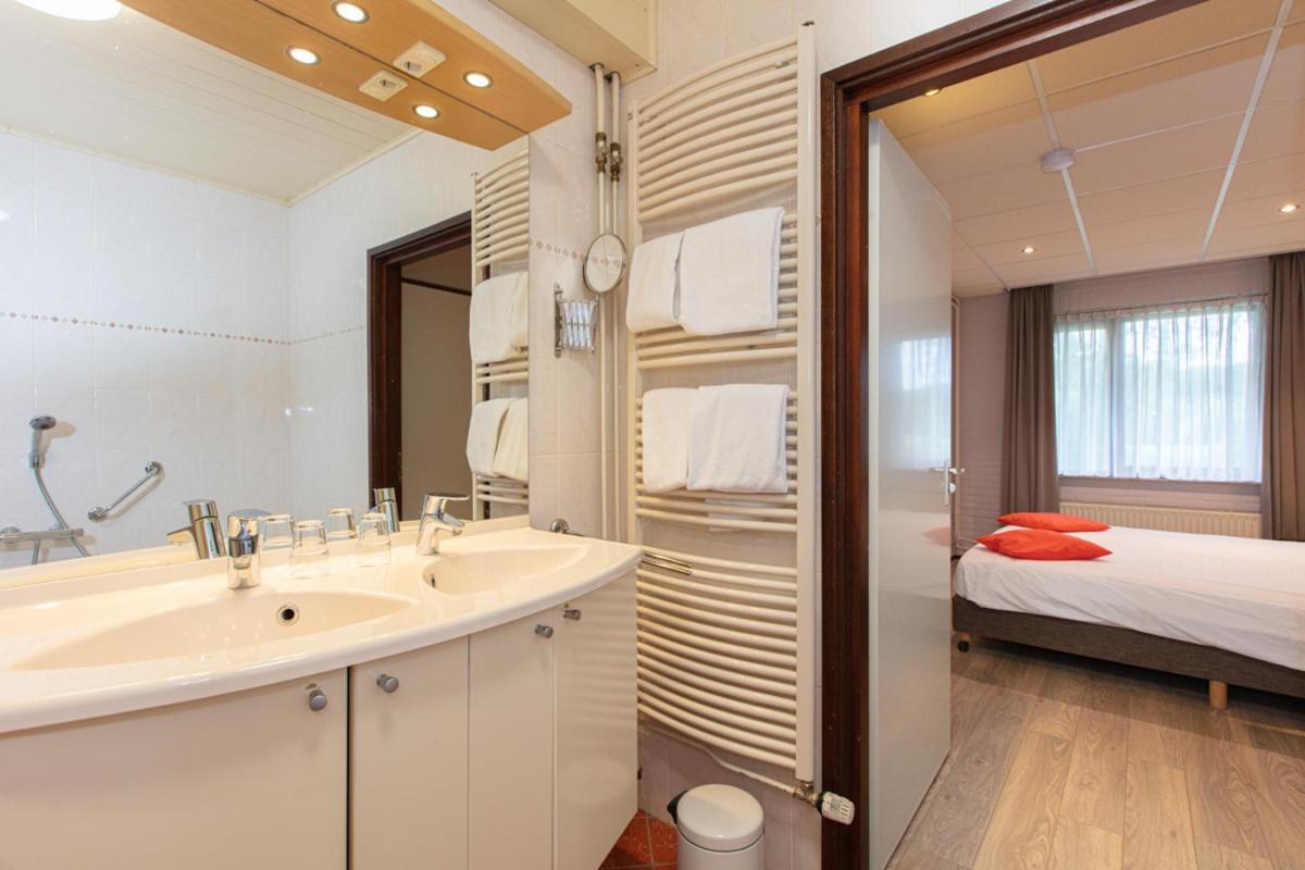 Aparthotel Делден Екстериор снимка
