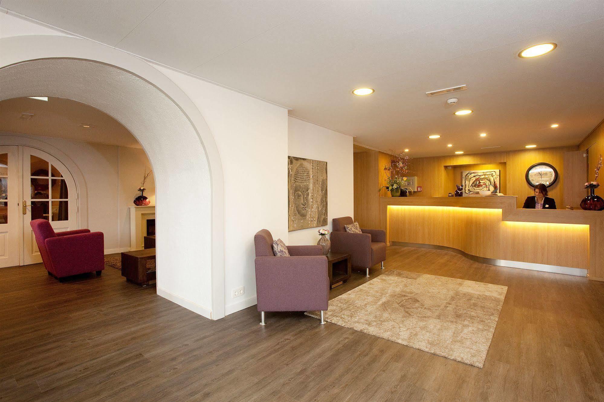 Aparthotel Делден Екстериор снимка
